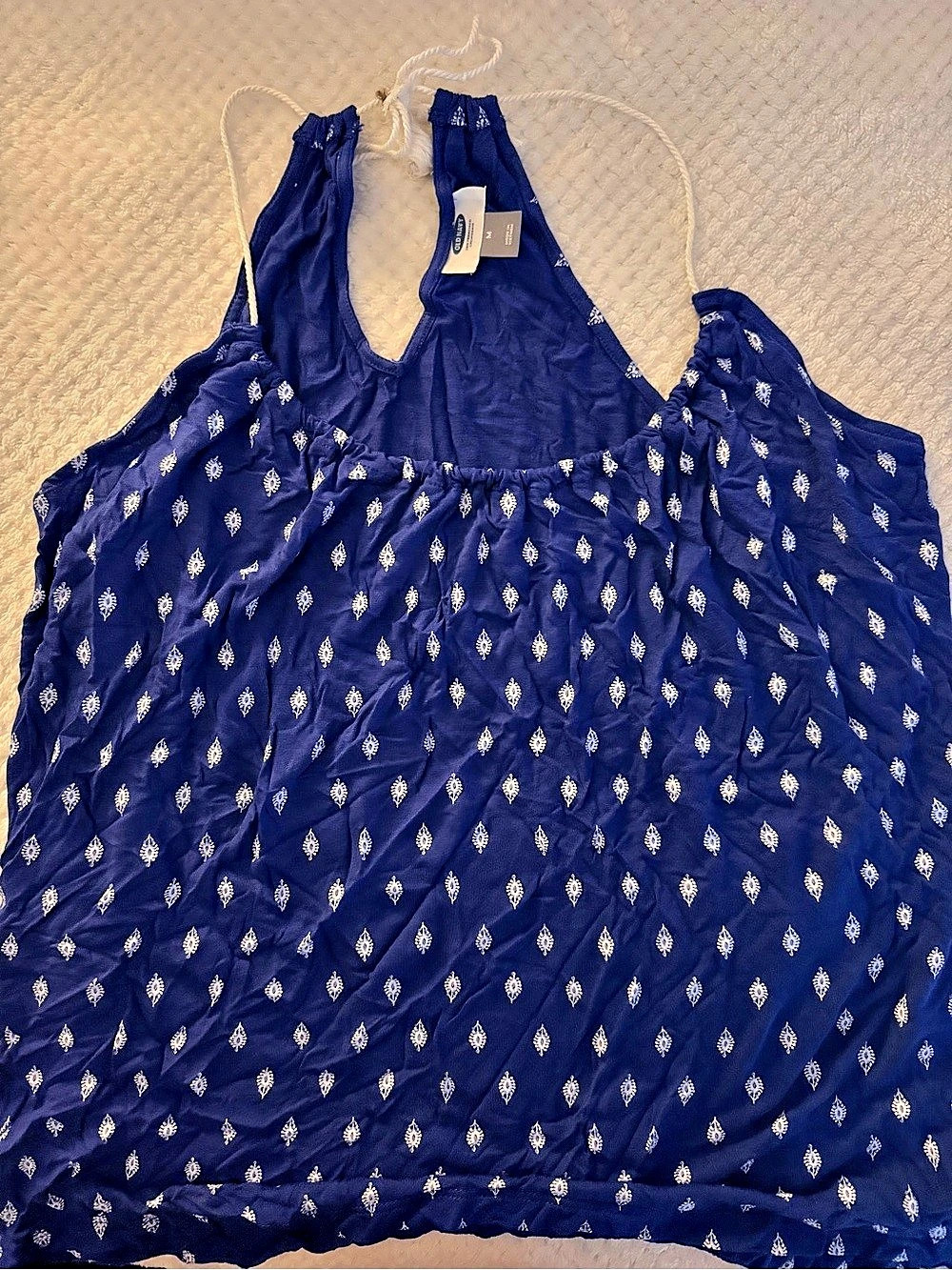 Old Navy Printed Sleeveless Top in Blue & White Size Medium Like New